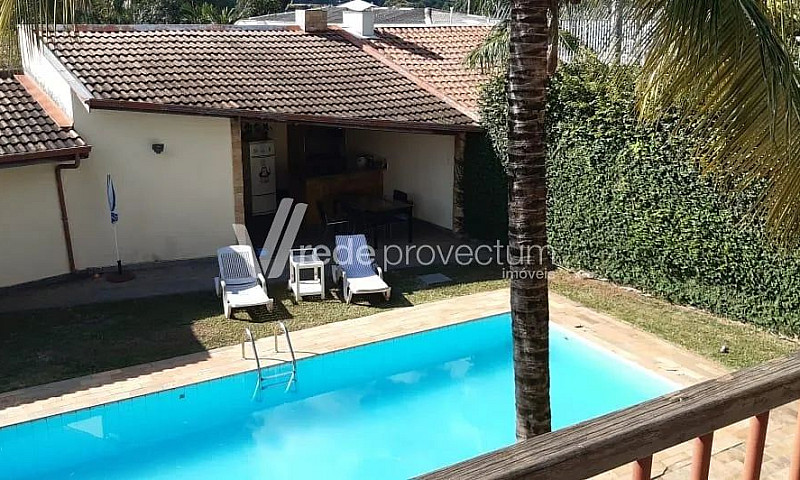 Sobrado À Venda E Lo...