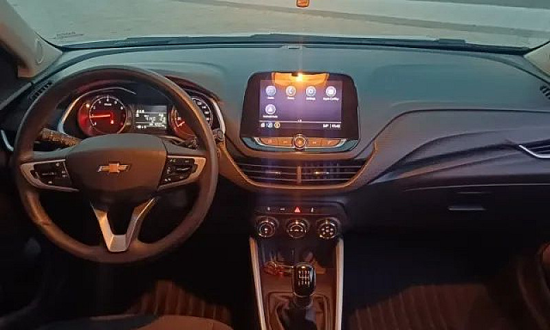 Chevrolet Onix Plus ...