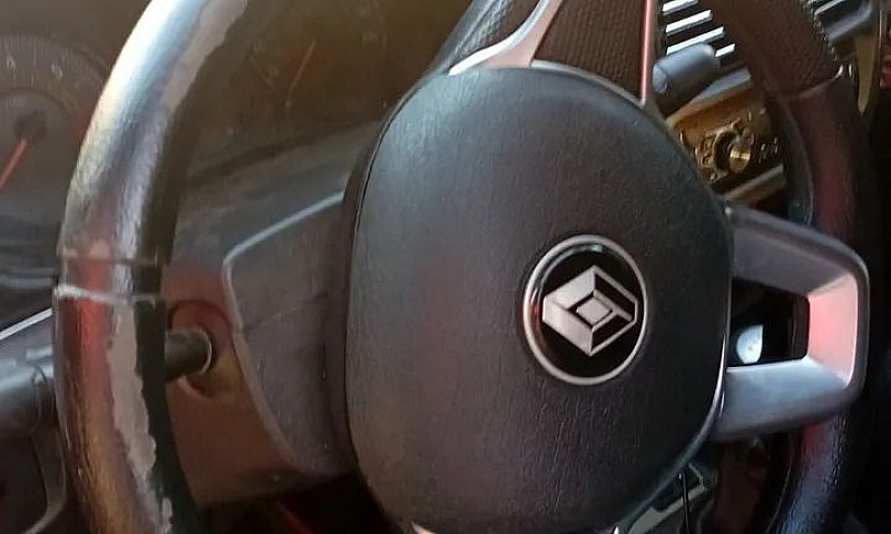 Renault Clio Authent...