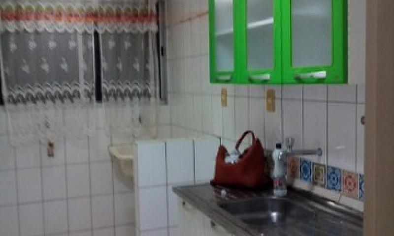 Alugo Apto De 2 Quar...