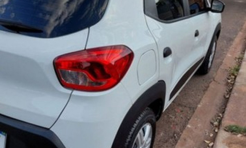 Renault 0F1 Kwid Lif...