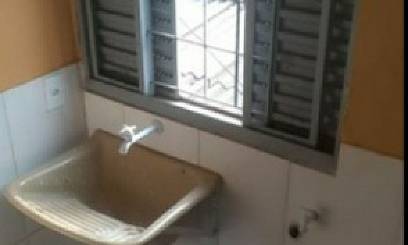 1 Qto Com Garagem Qd...