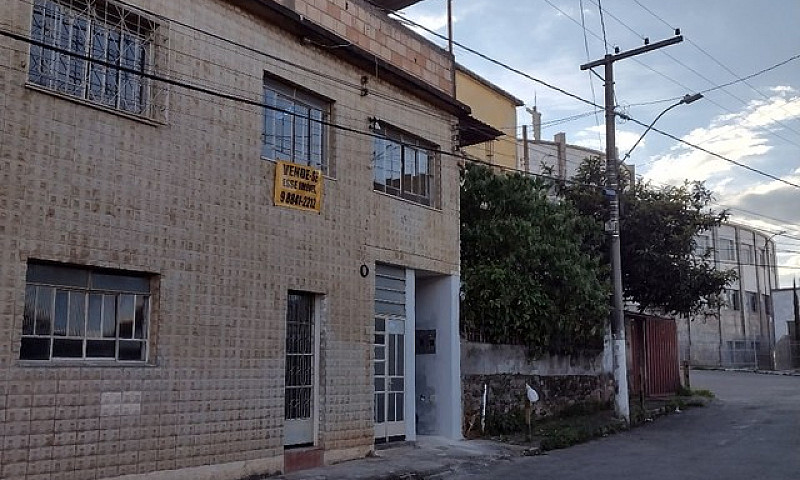 Vende Se Um Imóvel, ...