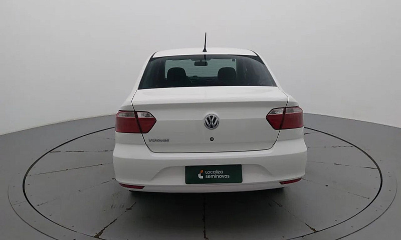Volkswagen Voyage 1....