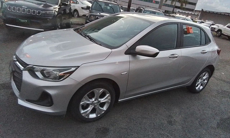 Chevrolet Onix Plus ...