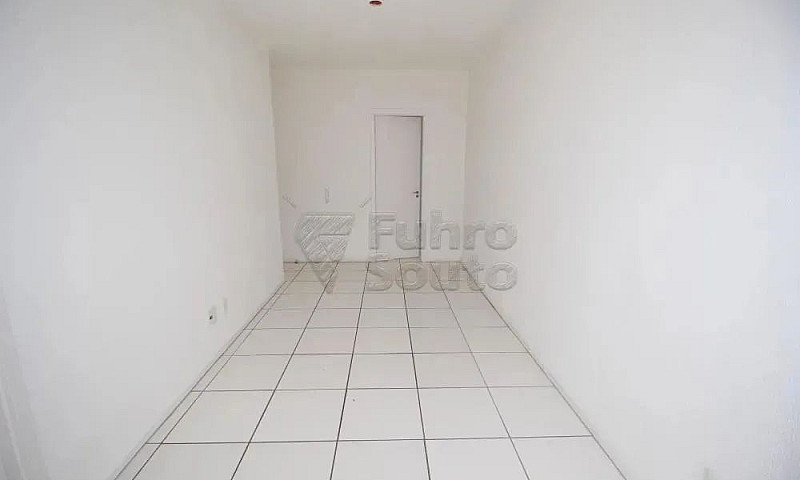 Casa Condomínio Em P...
