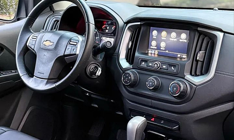 Chevrolet S10 Pick-U...