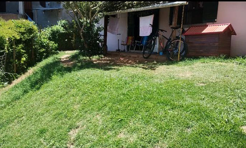 Quintal, Garagem, 02...