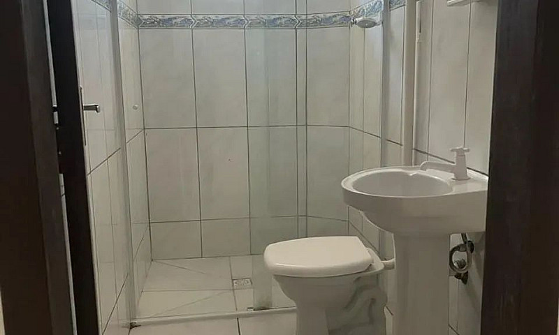 Alugo Casa No Bairro...