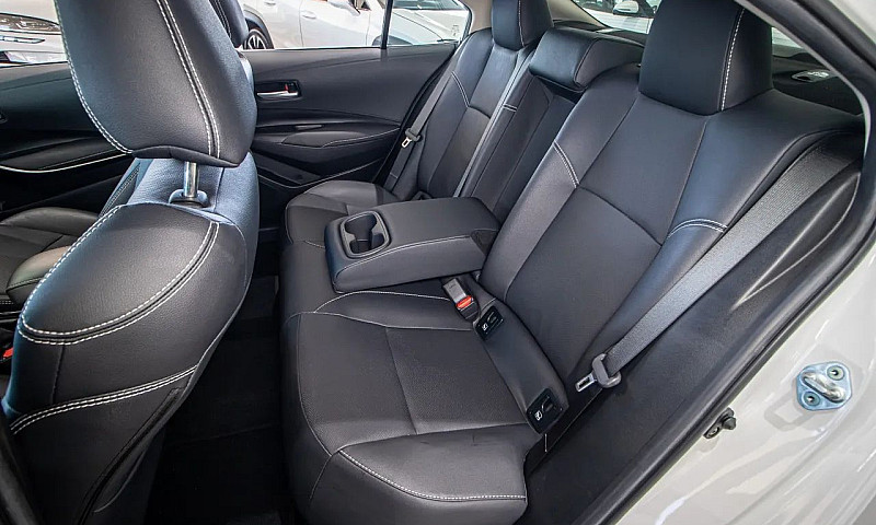 Toyota Corolla Xei 2...