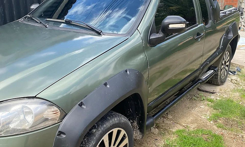 Fiat Strada Adventur...