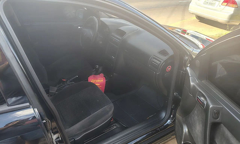 Chevrolet Astra Adva...