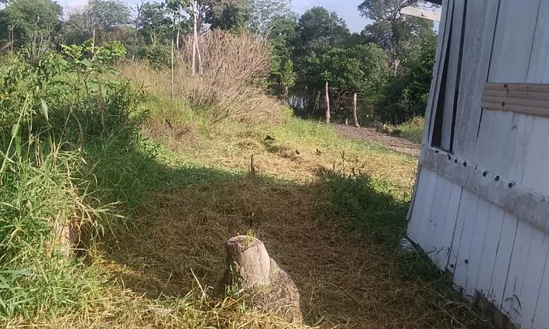 Vende-Se Esta Casa ...