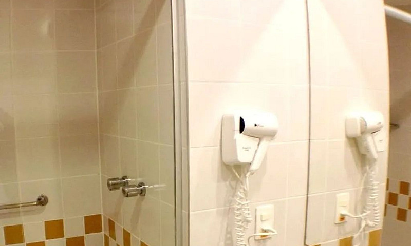 Comfort Ibirapuera, ...