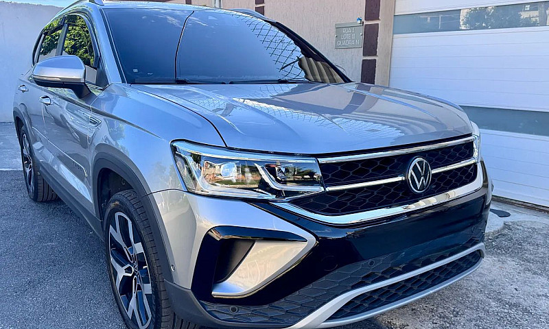 Volkswagen Taos High...