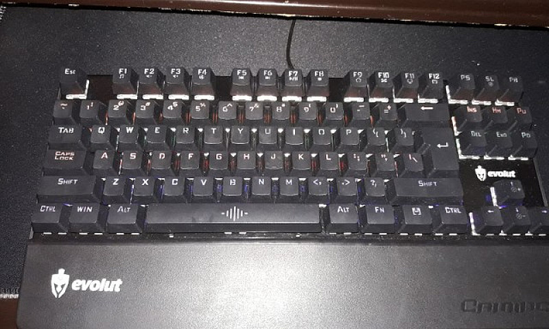 Teclado Mecânico Gam...