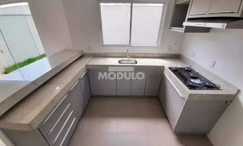 Casa Residencial Em ...