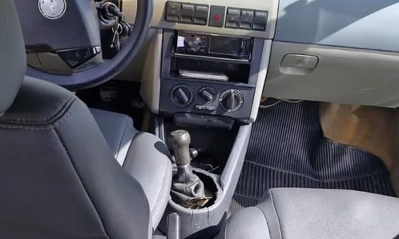 Volkswagen Parati 1....