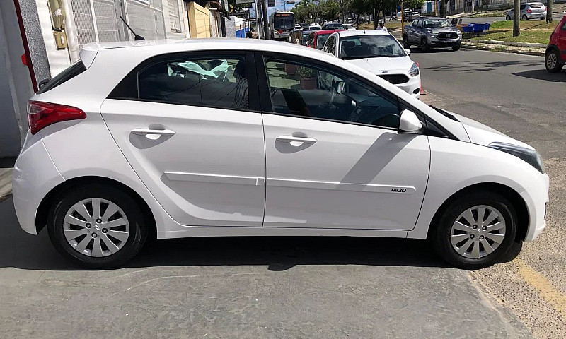 Hyundai Hb20 C.style...