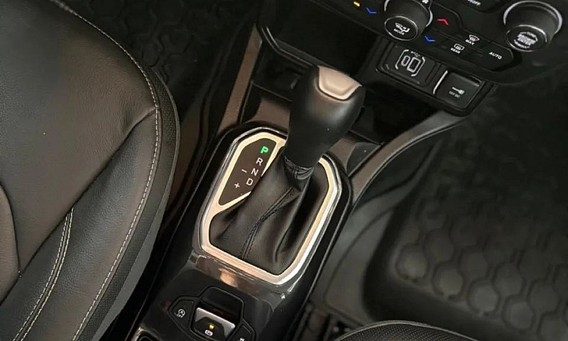 Jeep Renegade Long. ...