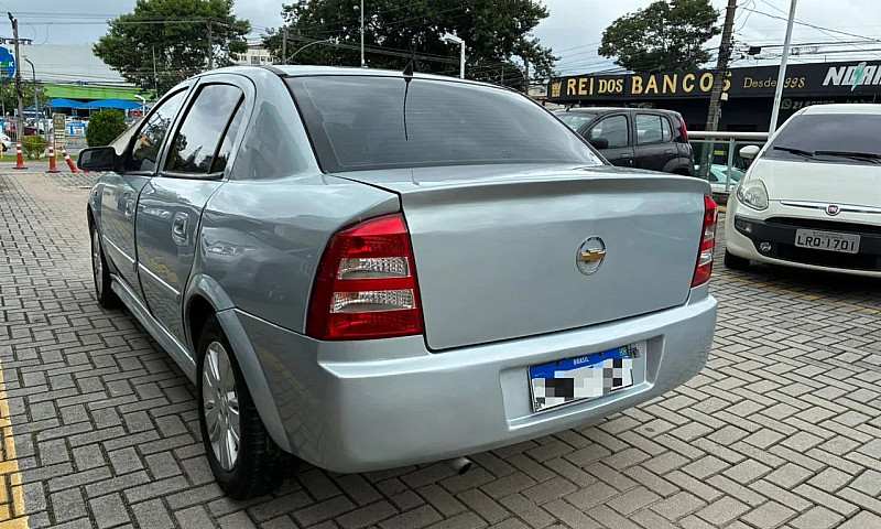Chevrolet Astra Sed....