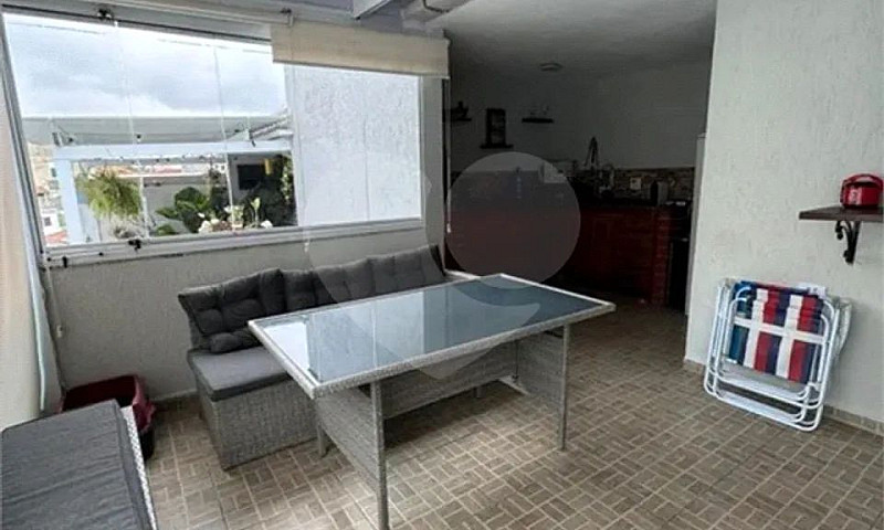 Casa Com 2 Quartos À...