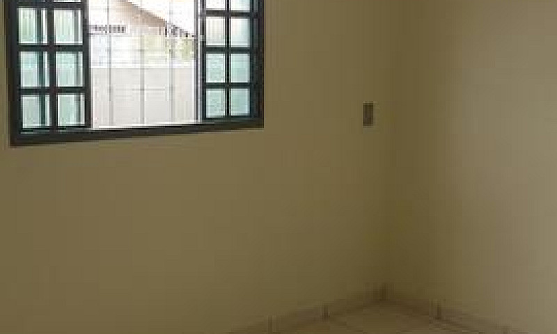 Alugo Casa 3 Quartos...