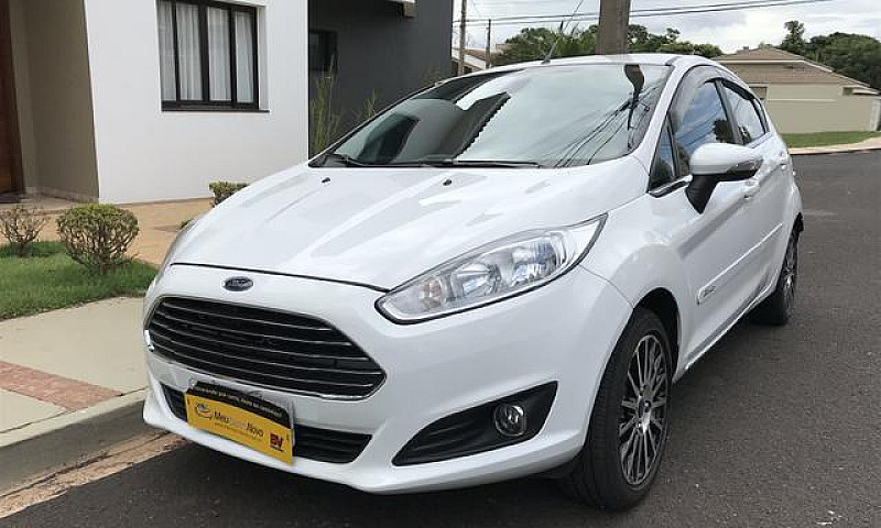 Ford New Fiesta Tita...