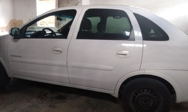 Corsa Classic Premiu...