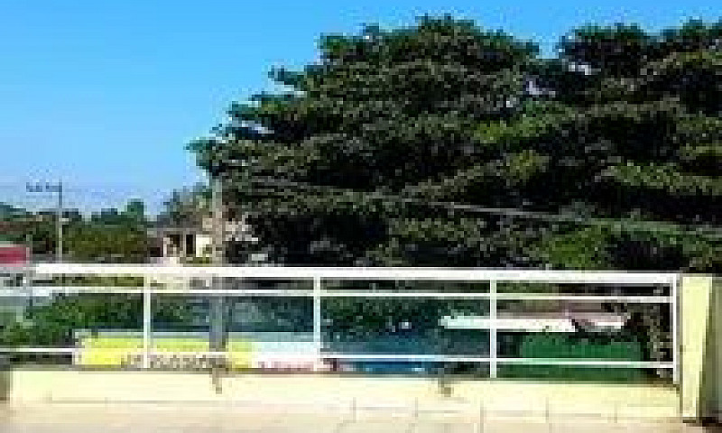 Excelente Casa Pront...