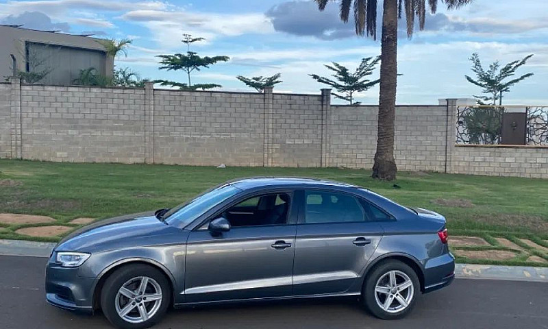 Audi A3 Sedan 2019...