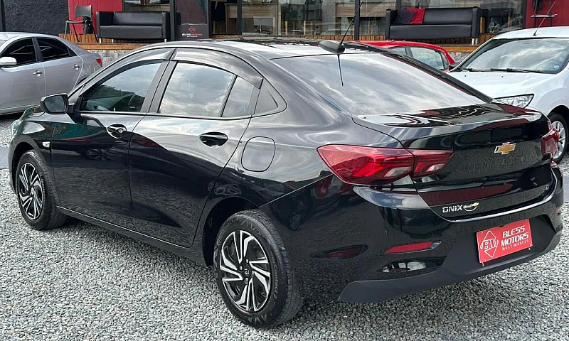 Chevrolet Onix Plus ...