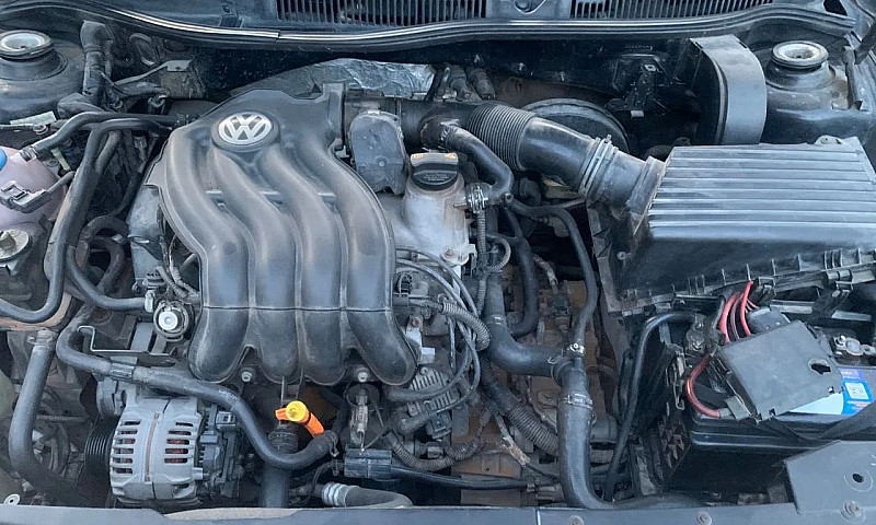 Volkswagen Golf 2.0/...