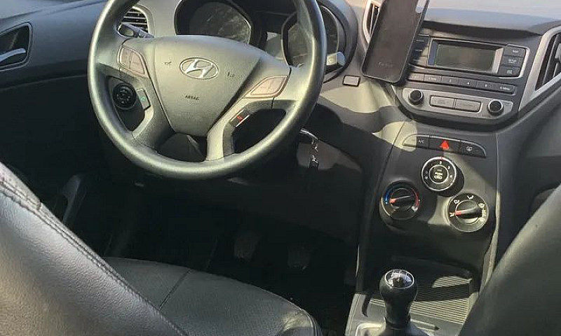 Hyundai Hb20S C.plus...