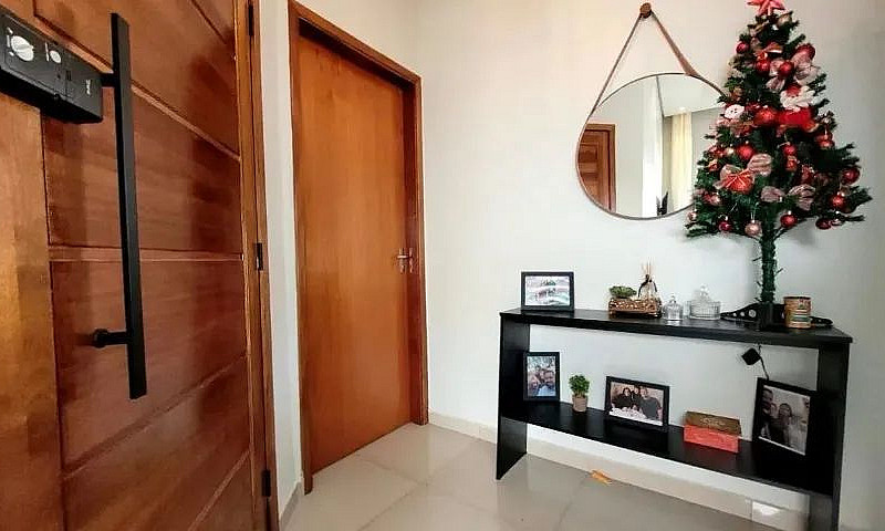 Casa Com 03 Quartos ...