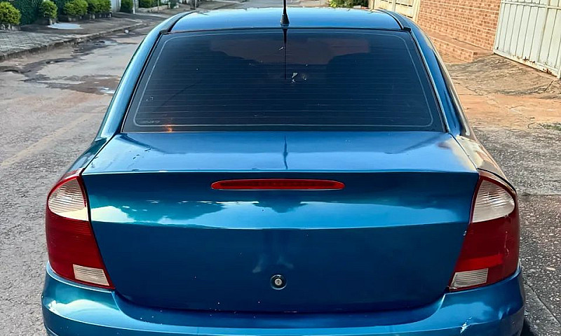 Chevrolet Corsa Seda...
