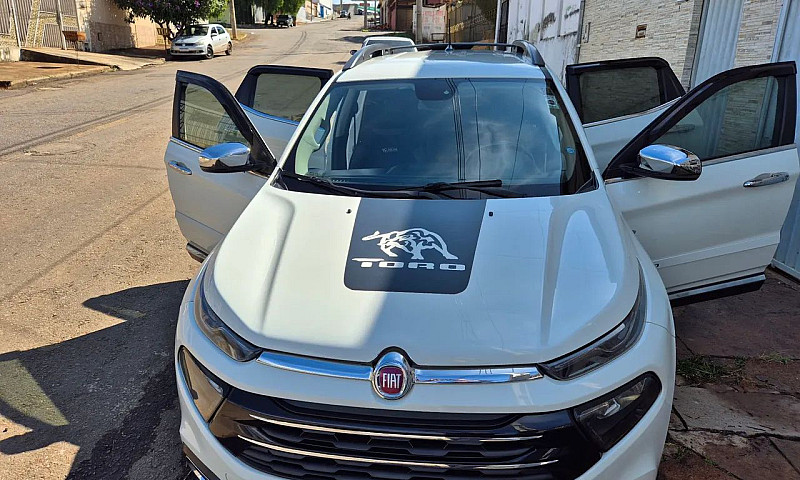 Fiat Toro Opening Ed...