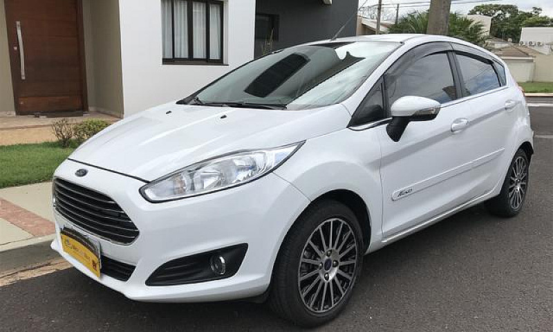 Ford New Fiesta Tita...