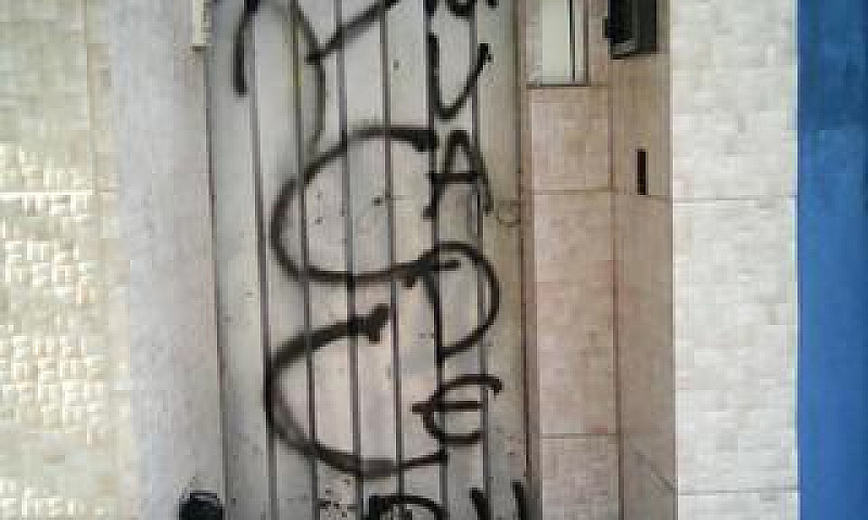 Barracão No Bairro J...
