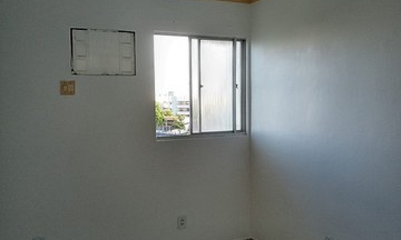 Apartamento 2/4 Refo...
