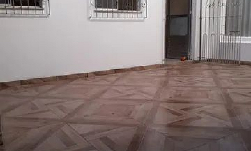 Venda Casa 2/4 Mobil...