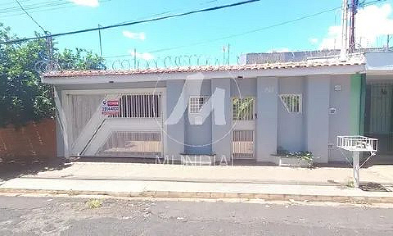 Casa (Térrea Na Rua)...