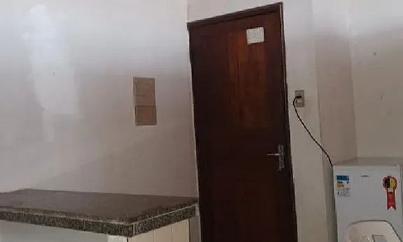 Apto Com Mobília...