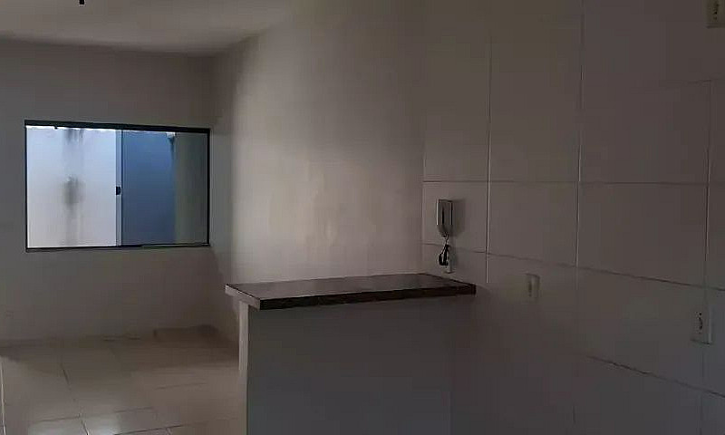 Casa Com 2 Quartos N...