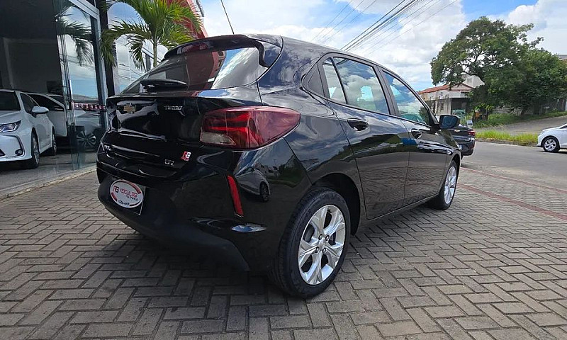 Chevrolet Onix Hatch...