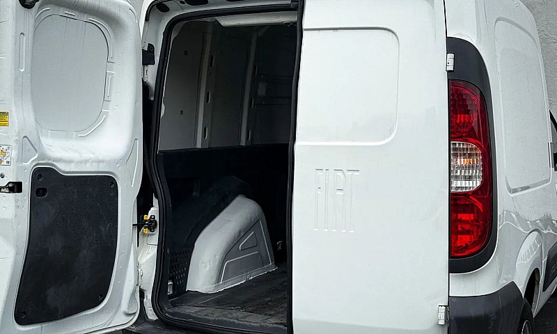 Fiat Fiorino Working...
