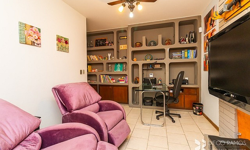 Casa À Venda Com 3 D...