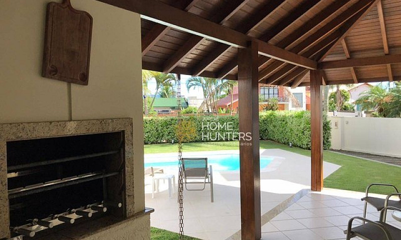 Casa Com 3 Dormitóri...