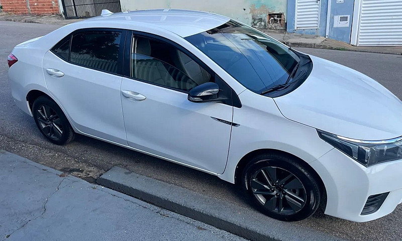 Toyota Corolla Gli 1...