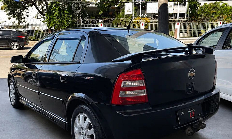 Chevrolet Astra Adva...